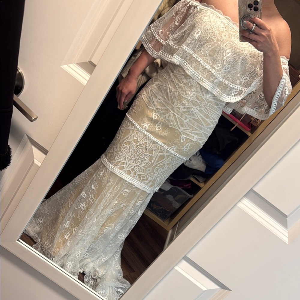 Off-Shoulder White Lace Train Maxi Mermaid Bridal Gown Dress Boho Wedding - Picture 14 of 16